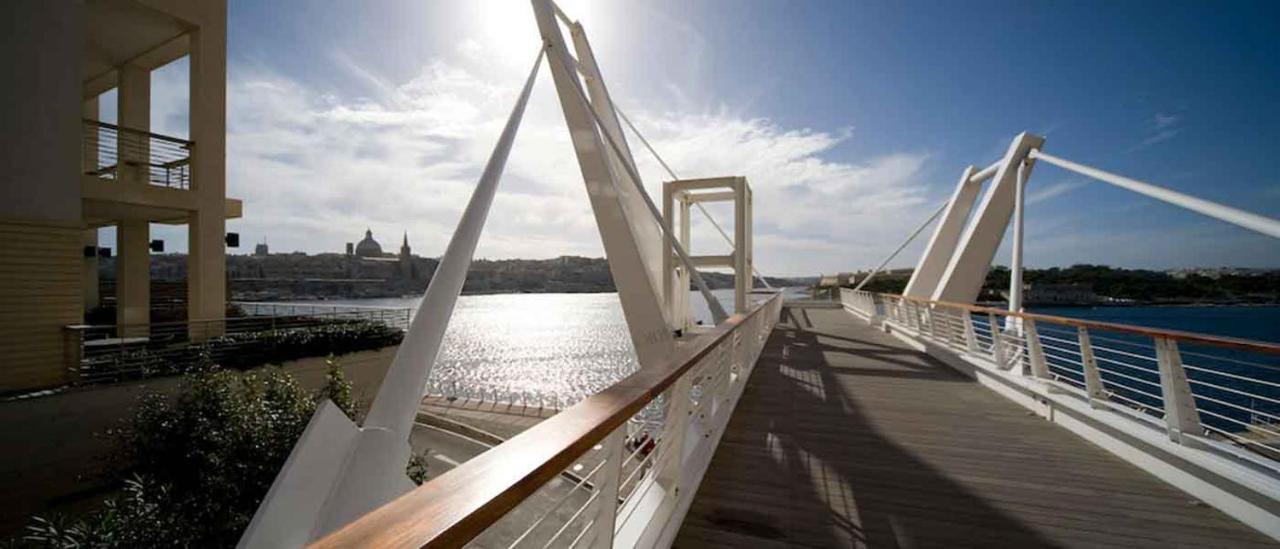 Luxury Apartment Inc Pool & Views Sliema Extérieur photo