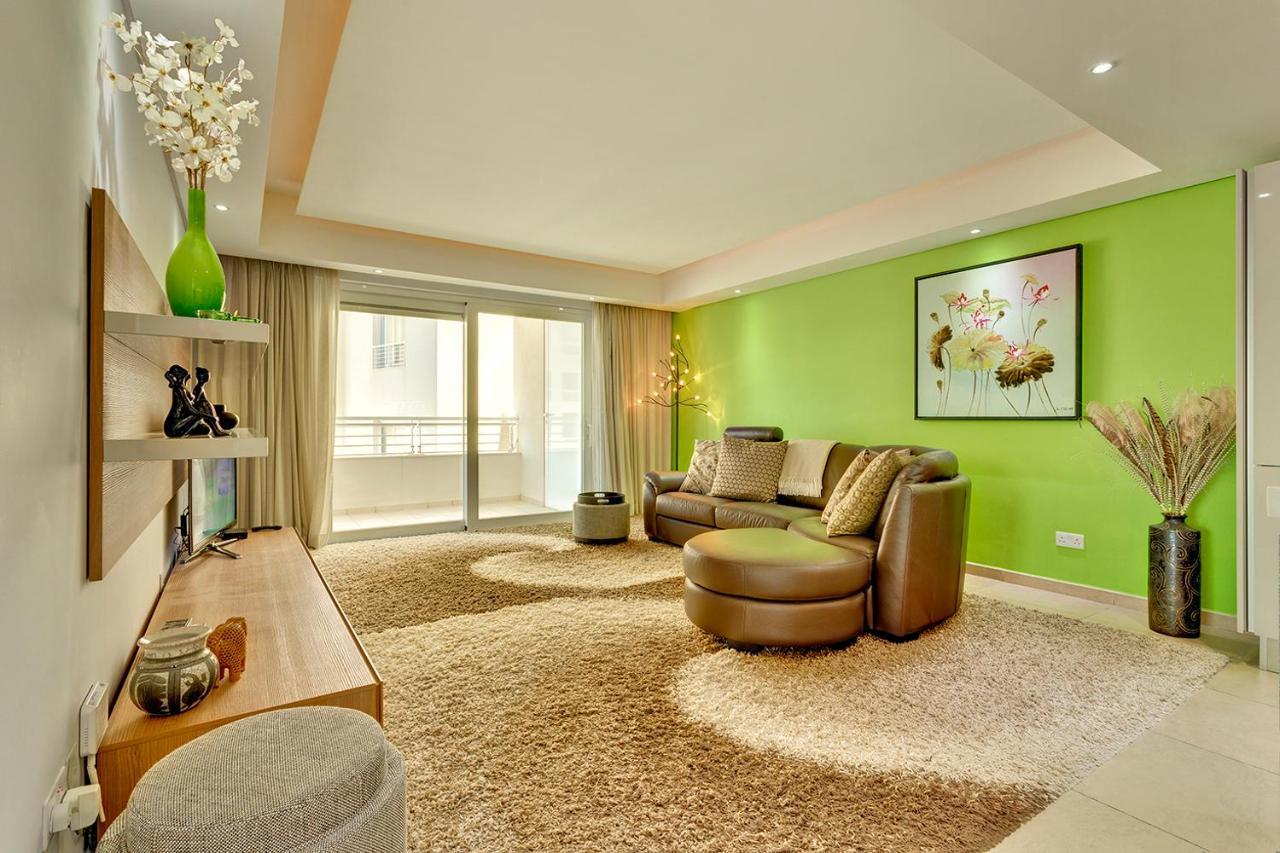 Luxury Apartment Inc Pool & Views Sliema Extérieur photo